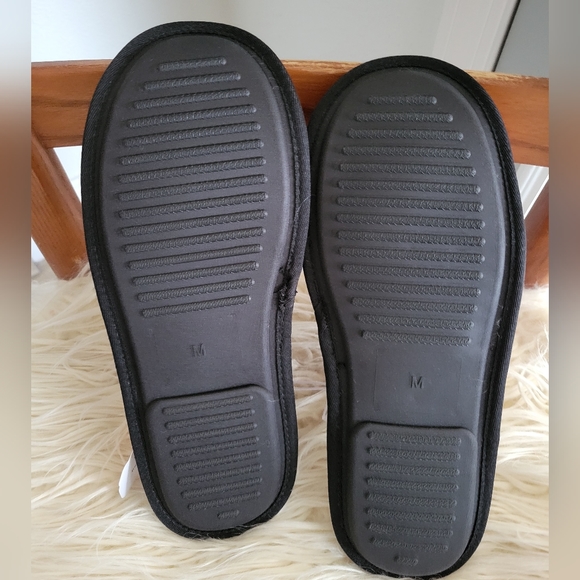 Nordstrom Rack Men's Buffalo Plaid Slide Slippers - Picture 2 of 4